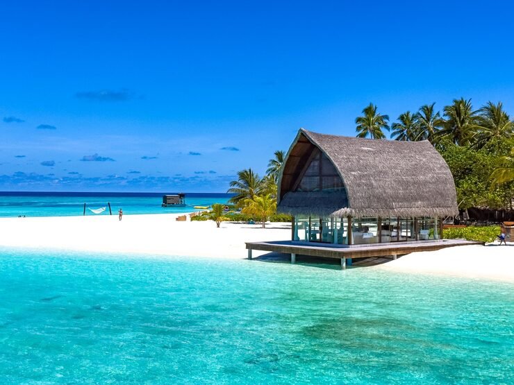 beach resort maldives asia 187961 2835