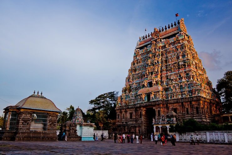 group people outside temple against building 1048944 4227405